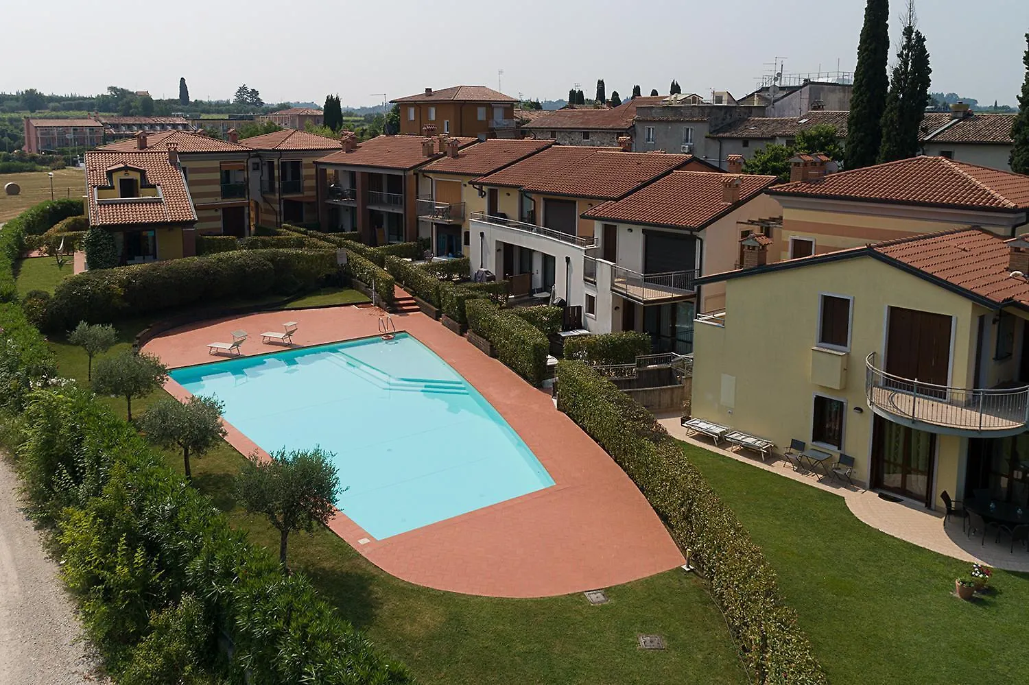 Miralago Apartments - Regarda Travel Lazise
