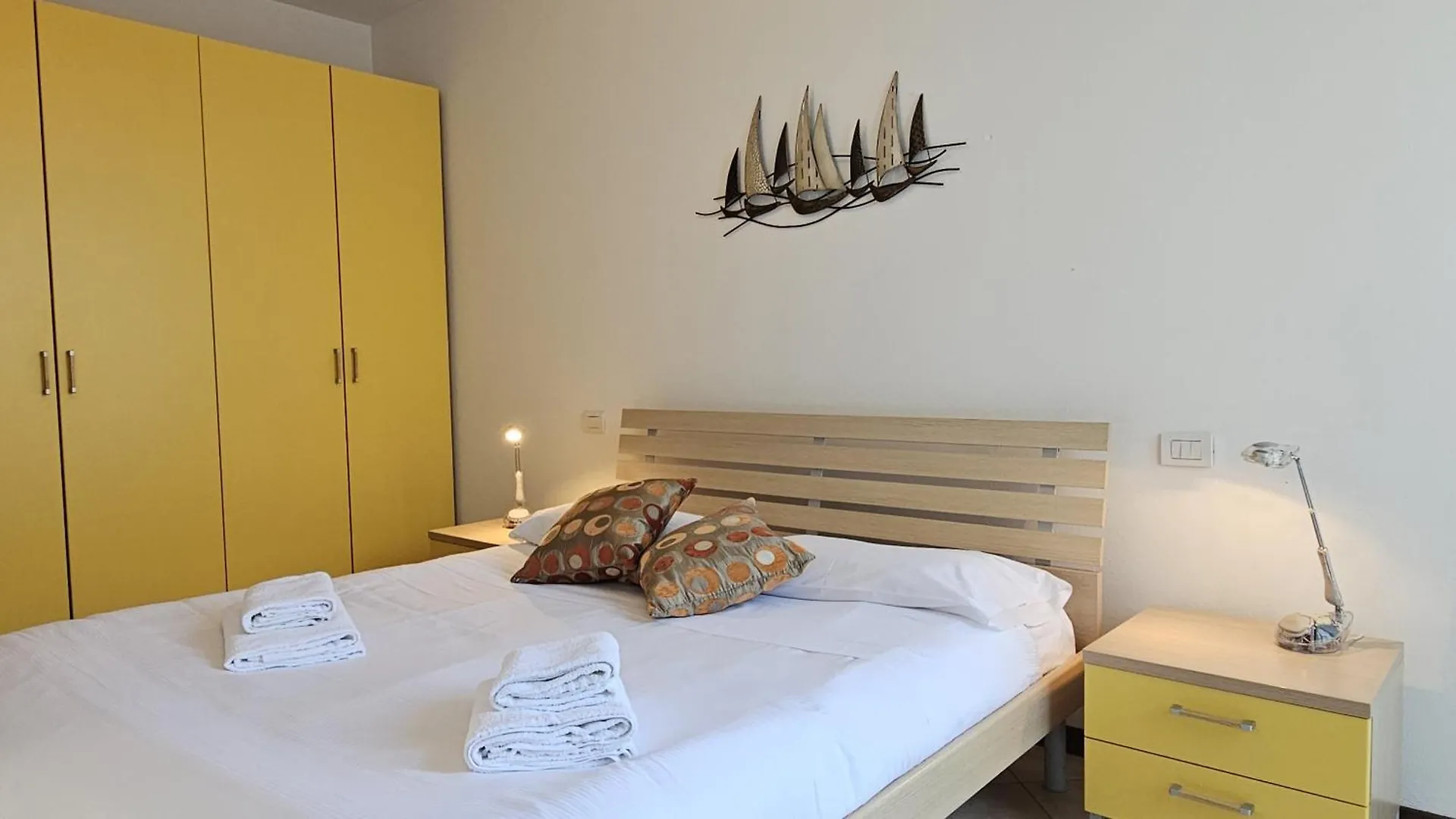 Miralago Apartments - Regarda Travel Lazise Italia