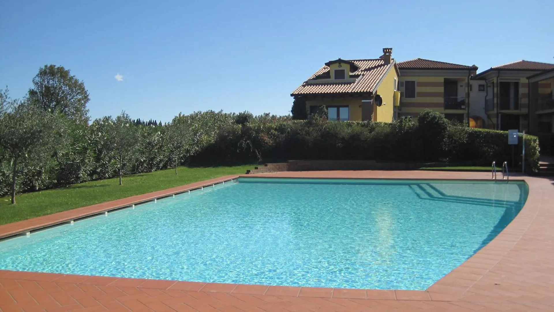Miralago Apartments - Regarda Travel Lazise 0*,  Italia