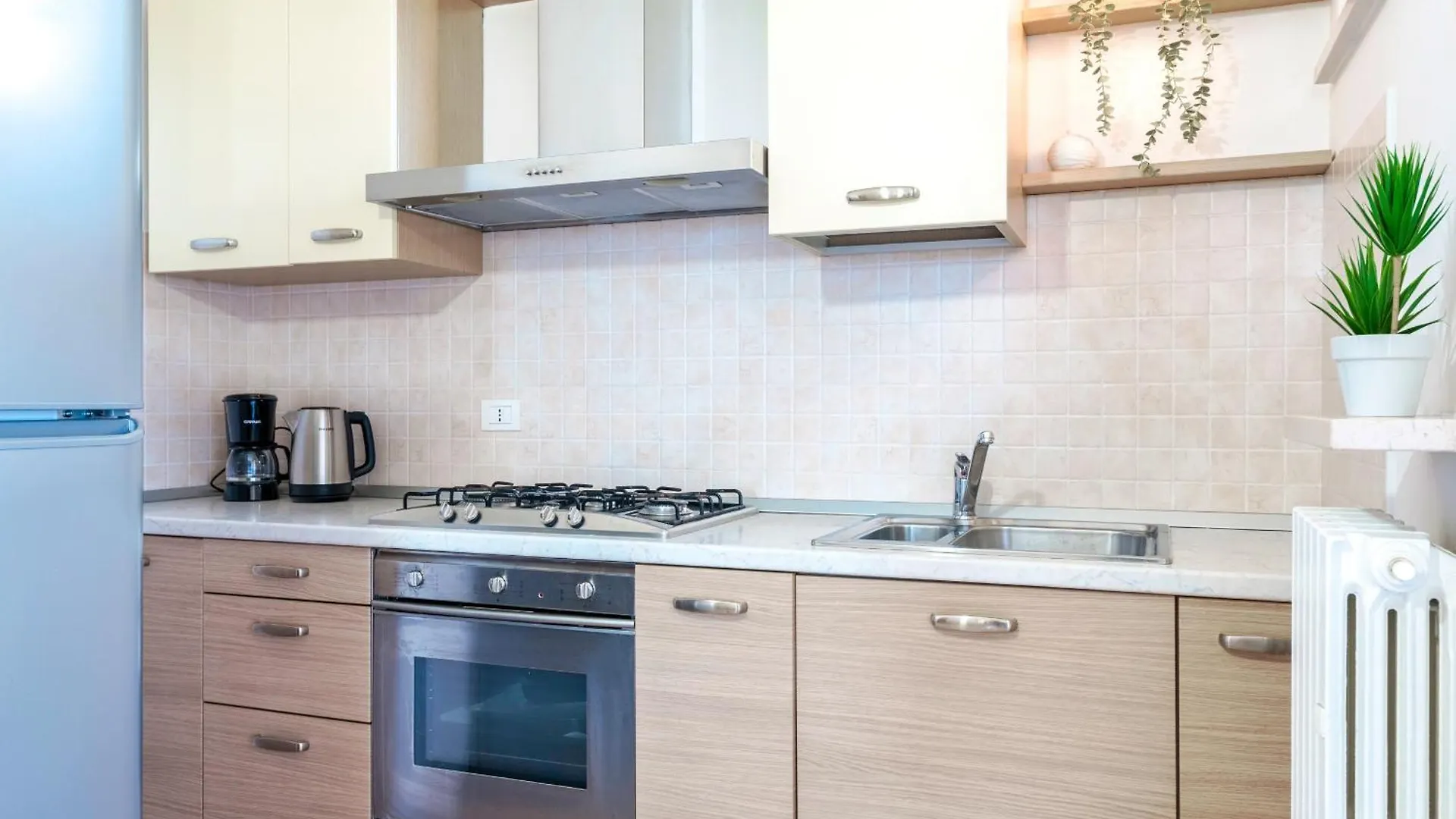 Miralago Apartments - Regarda Travel Lazise